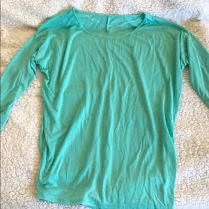 Teal 3/4 sleeve shirt